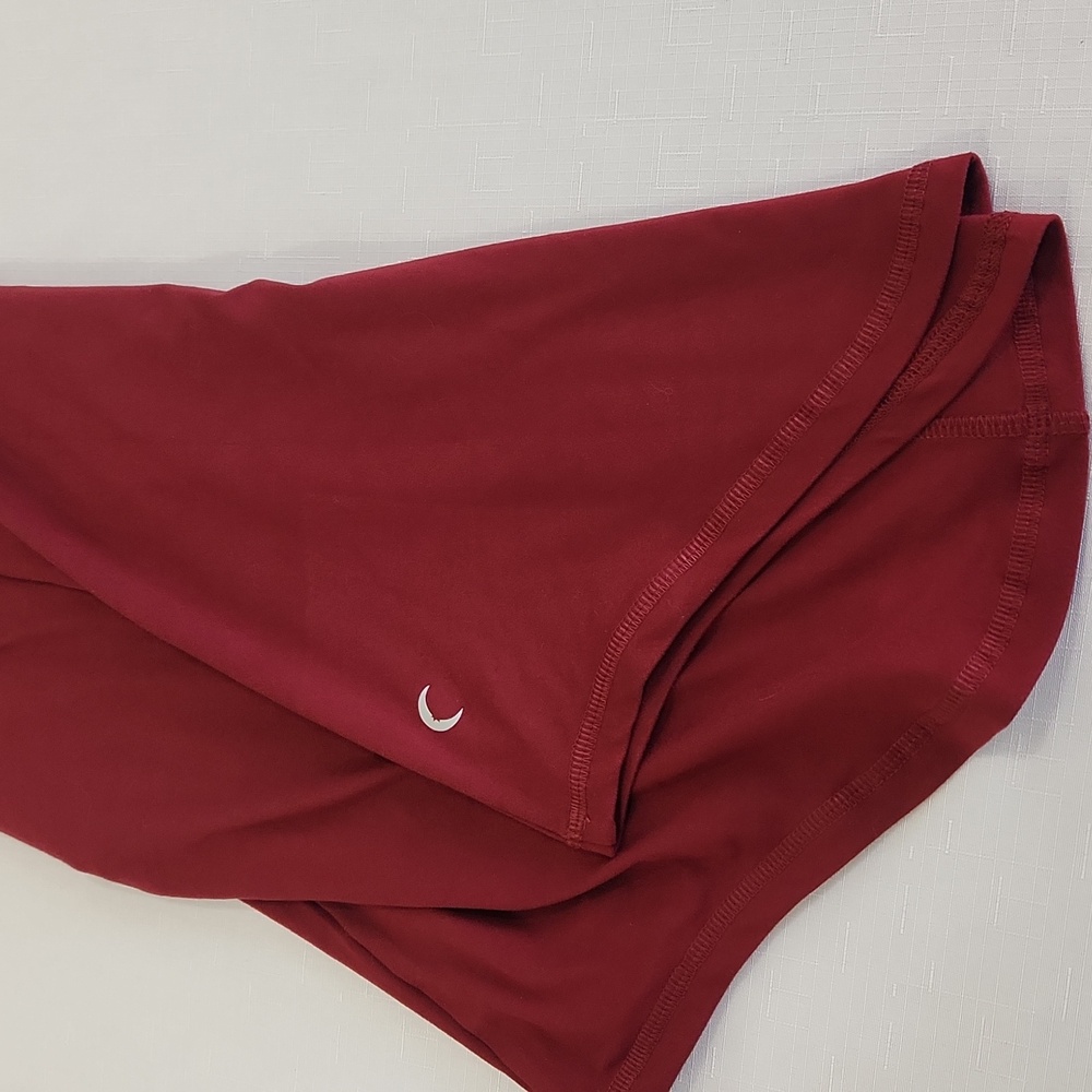Zyia Effortless Long Tank Top. Cranberry Color. NWT. Size M - Picture 9 of 9